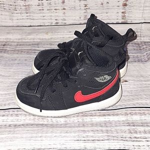 Jordan 1 retro blue/red/black